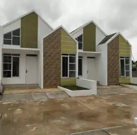 5 jt all in, free DP. Cicilan 3 juta-an. 15 menit Busway & Stasiun LRT