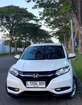 FULL ORIGINAL CAT 100% !! Honda HRV E 2017 SUPER ISTIMEWA !! 2016 UP