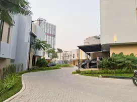 Rumah Modern Smart Home Nempel Pintu TOL BSD & Stasiun KRL