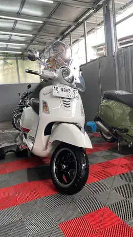 Dijual vespa gts s 2015 istimewa