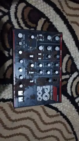 Modul syntheseir Roland PG 200 rare