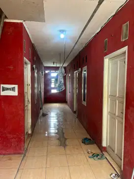 Jual kontrakan 2 lantai 10 pintu