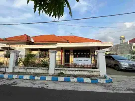 jl Mawar Kuning Kota Probolinggo