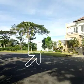 Boulevard Palm Beach Pakuwon City dekat Galaxy Mall, Merr Kenjeran