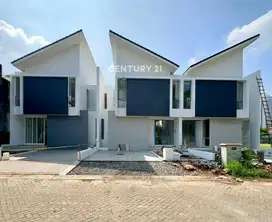 Dijual Rumah Bagus Strategis Harga Menarik Di Bintaro Sektor 9