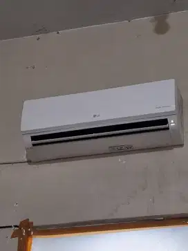 AC LG Inverter 1 PK