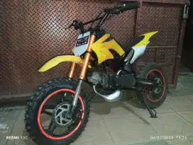 Motor trail anak