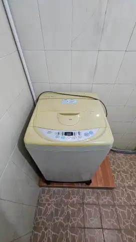 Mesin Cuci LG Top Loading 6.2kg Fuzzy Logic – Murah, Siap Pakai!