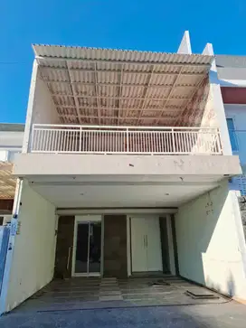 Rumah 2,5 Lantai Murah siap Huni di Mulyosari Prima, SBY Timur