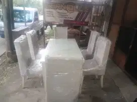Jual cepat satu set meja makan