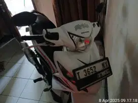 Dijual Cepat Revo FIT 2016