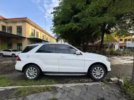 MERCEDES BENZ ML 250 LIKE NEW
