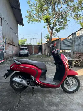 Dijual Scoopy 2023 stylish remot Tangan pertama