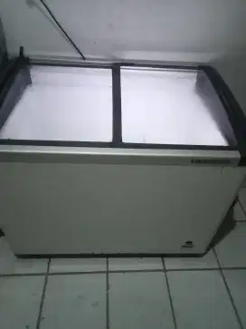 Freezer box sleding