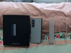 Samsung Fold5 12GB/512GB