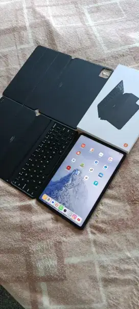 Xiaomi Pad 6 (8GB/256GB)+ Aksesoris Lengkap like New garansi 3 bulan