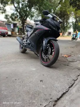 Yamaha R15 v3 2017