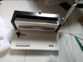 Mesin jilid spiral