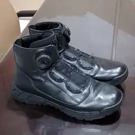 Size 43 sepatu boots trav mid original hitam paspampres tni polri pdl