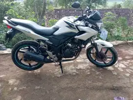Dijual motor cb150r old yang minat bisa datang langsung ke rumah