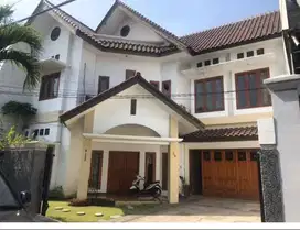 DIJUAL RUMAH MANYAR KERTOADI