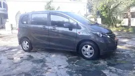 Jual Honda Freed Tipe PSD 2010 A/T Abu-abu Met