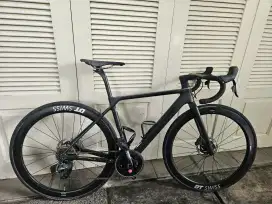 Canyon ultimate cf slx 8 disc 2021 full bike size XS