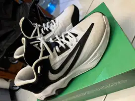 Sepatu Basket , Gym , Running dll