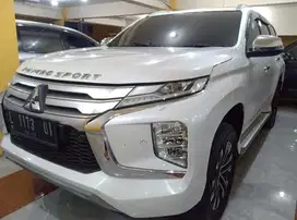 Mitsubishi Pajero Sport Dakar Solar Matic Putih