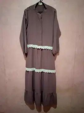 Dress warna coklat