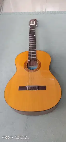 Jual Gitar akustik ukuran standar dewasa