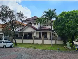 Dijual Rumah Graha Famili Row 5 Mobil Loss Surabaya Barat