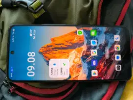 Oppo A60 8/128 like new