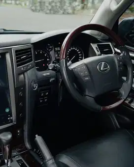 Lexus - LX570 2012 Bensin