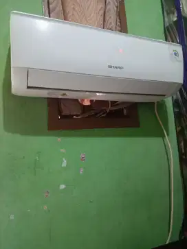 AC Sharp 1/2 pk dingin