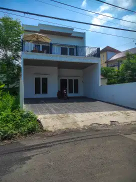 TURUN HARGA Rumah Baru 2 Lt SHM Klipang Raya Sendangmulyo Semarang