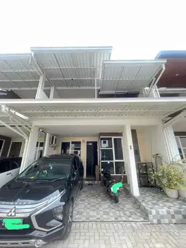 Disewakan Rumah 2 Lantai di Karawaci