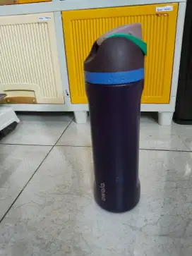 Botol air minum anak