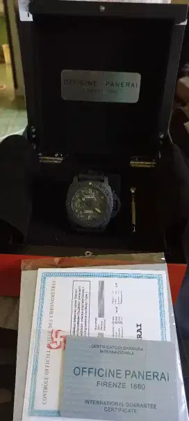 Jam tangan pria