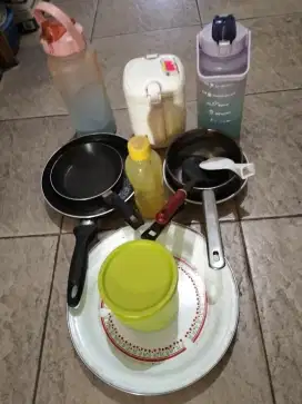 Sepaket panci,rantang,termos