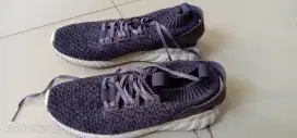 Sepatu Adidas ungu ukuran 41