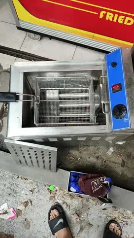 Deep Fryer merk Maksindo