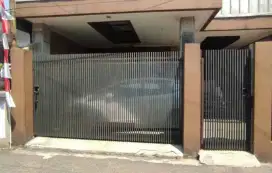 Dijual rumah lokasi strategis banyak akses jalan. Kotamadya Bandung.