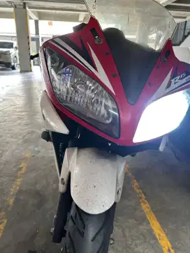 DIJUAL CEPAT R15 V2