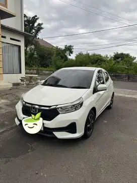 Honda Brio AT 2023/2024 Putih KM Rendah Full Original