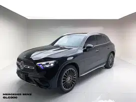 MERCEDES-BENZ GLC300 AMG LINE 2023 – BLACK ON BLACK