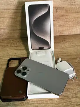 di jual iphone 15 pro max 256GB Natural Titanium