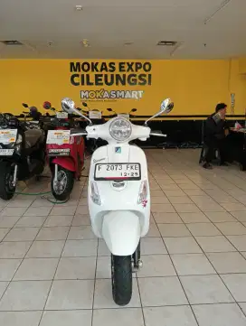 Dijual vespa LX 125 i get 2024