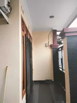 Disewakan Rumah Murah Siap Huni Baru Renovasi di Poris Indah Cipondoh