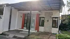 Disewakan Rumah Strategis di Perumahan Pamulang, Tangerang Selatan